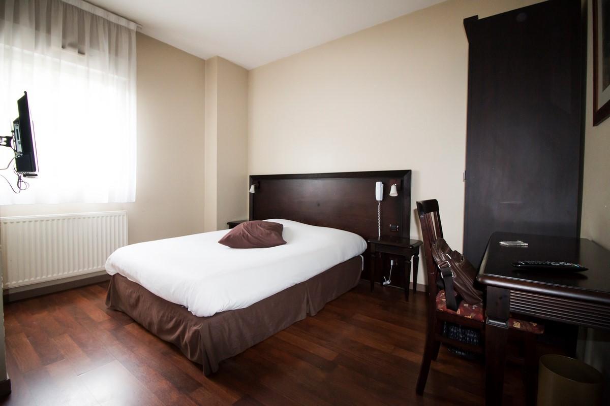 Limas Ambiance Hotel מראה חיצוני תמונה