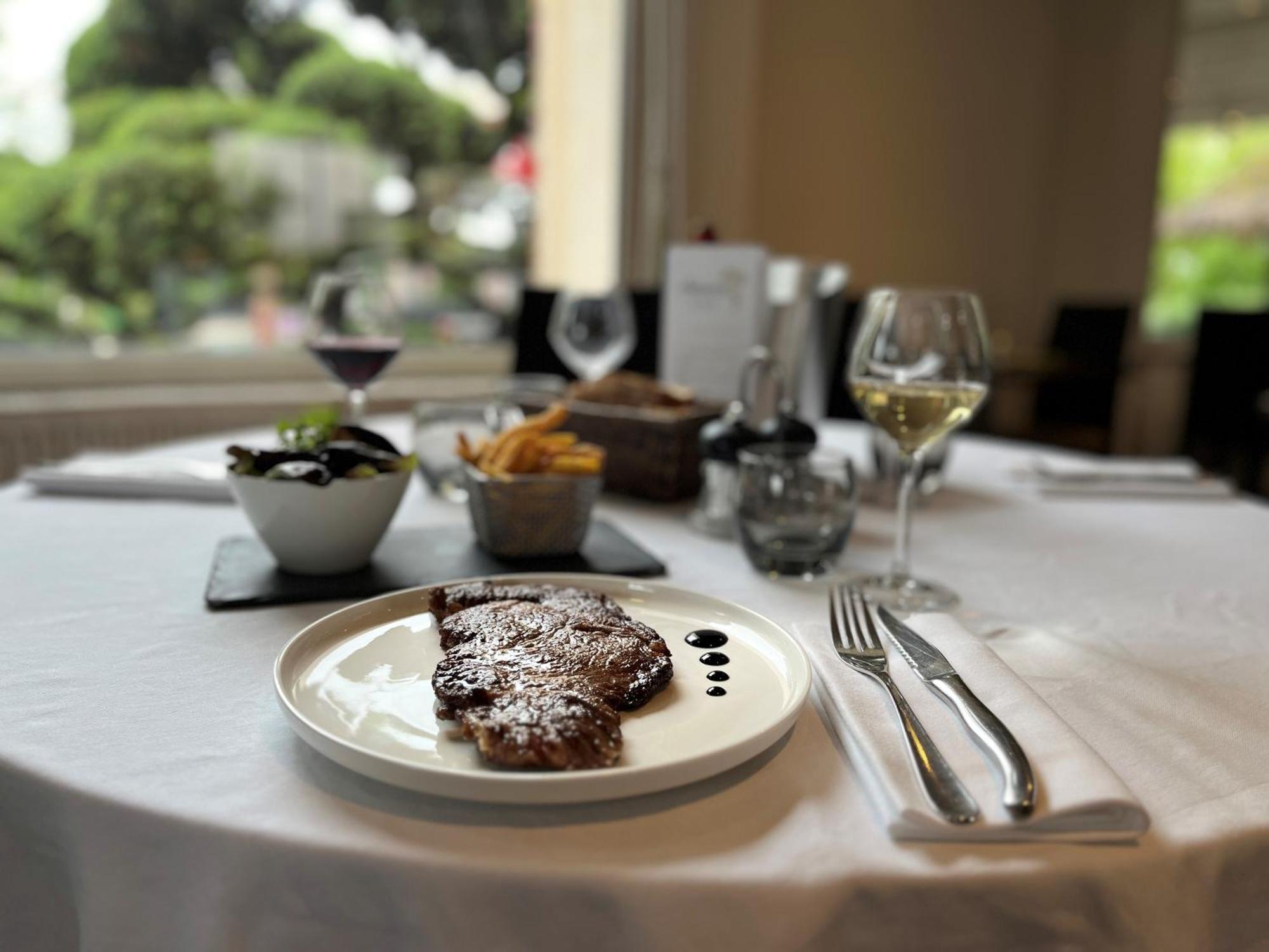 Limas Ambiance Hotel מראה חיצוני תמונה