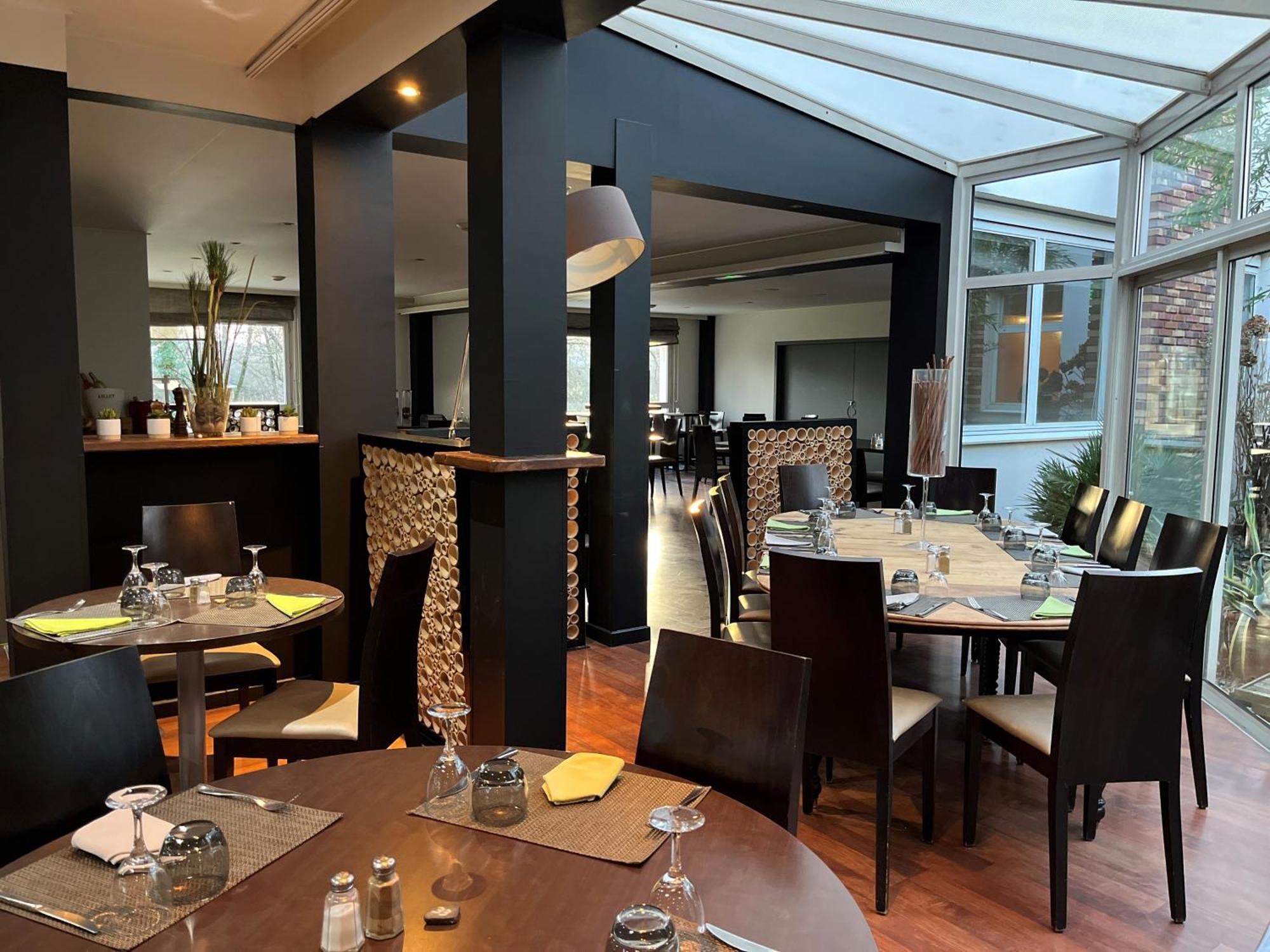 Limas Ambiance Hotel מראה חיצוני תמונה