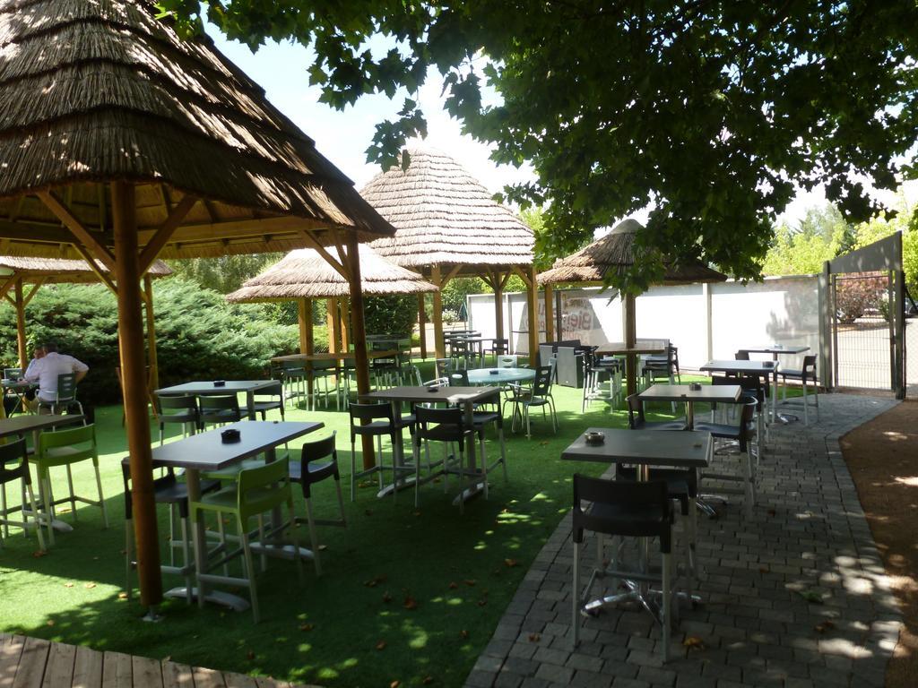 Limas Ambiance Hotel מראה חיצוני תמונה