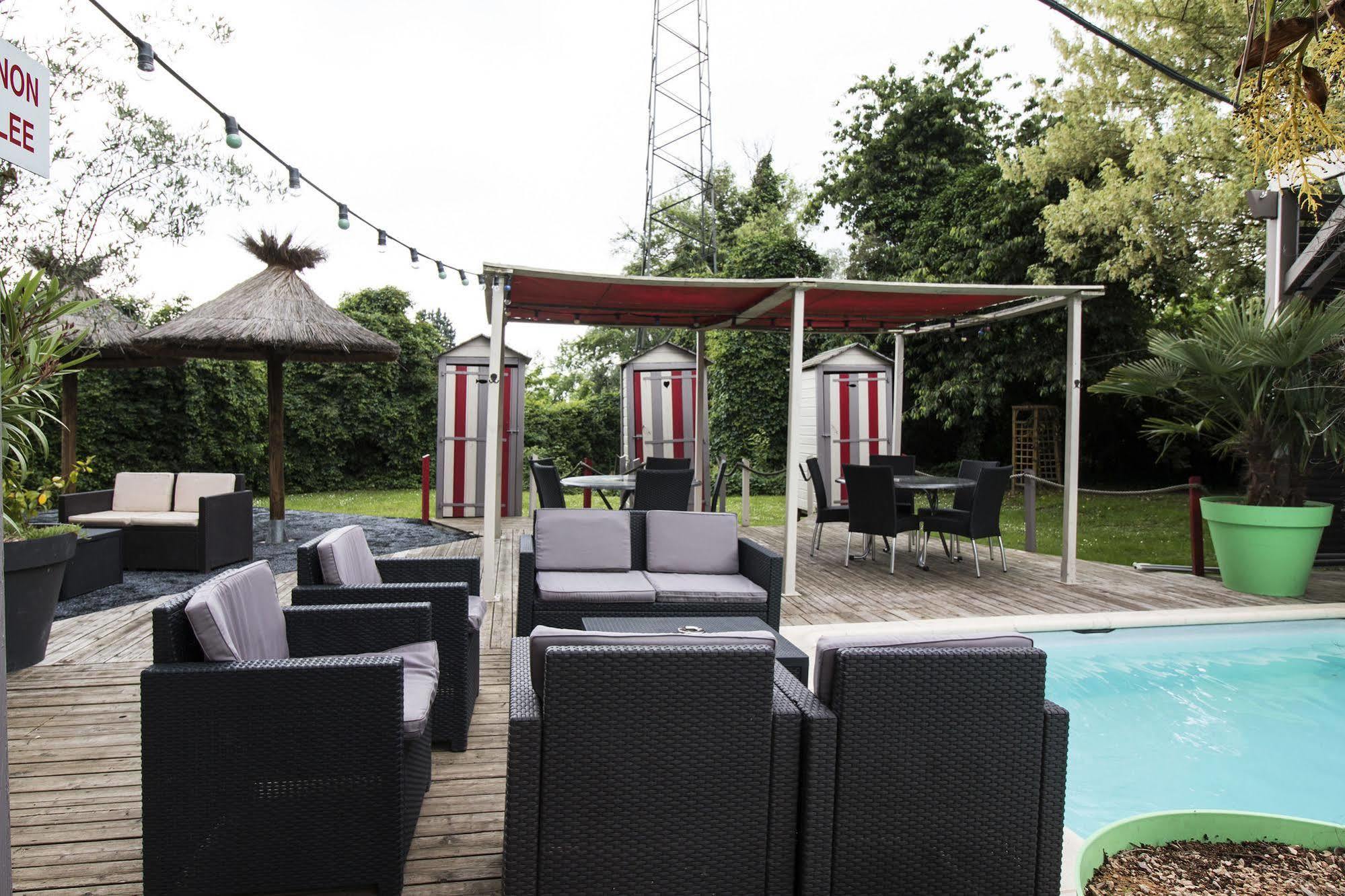 Limas Ambiance Hotel מראה חיצוני תמונה
