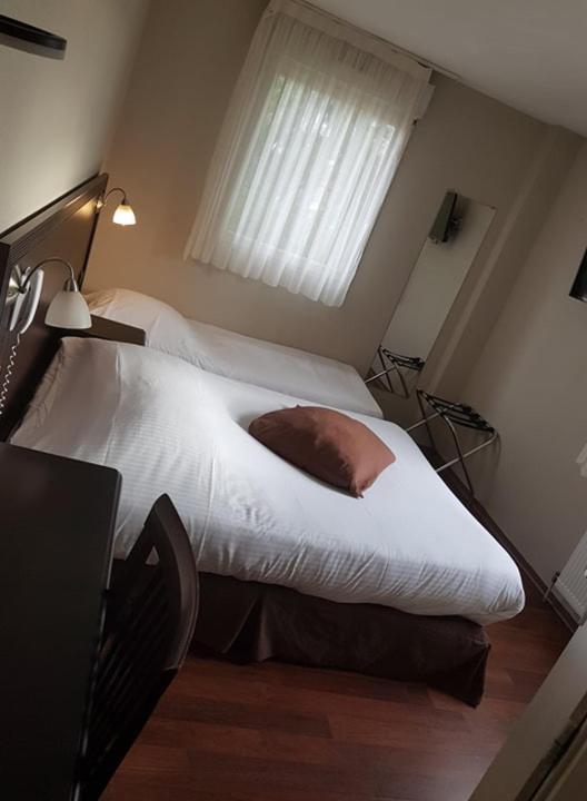 Limas Ambiance Hotel מראה חיצוני תמונה