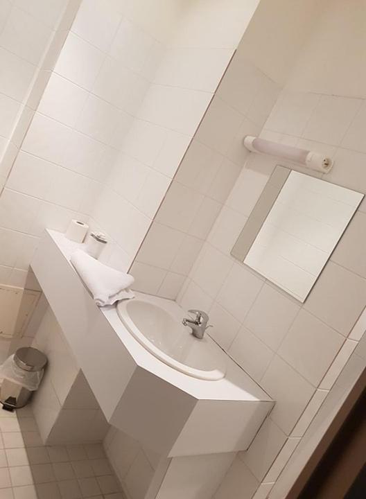 Limas Ambiance Hotel מראה חיצוני תמונה